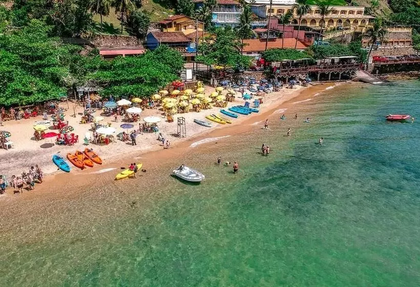 Hotelli Pousada Casa Rosada Ilhabela