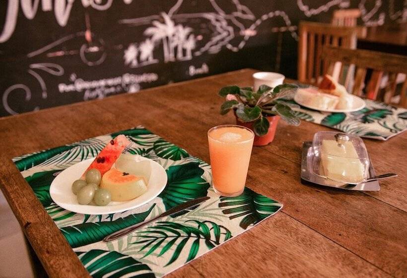 Hotel Pousada Casa Rosada Ilhabela