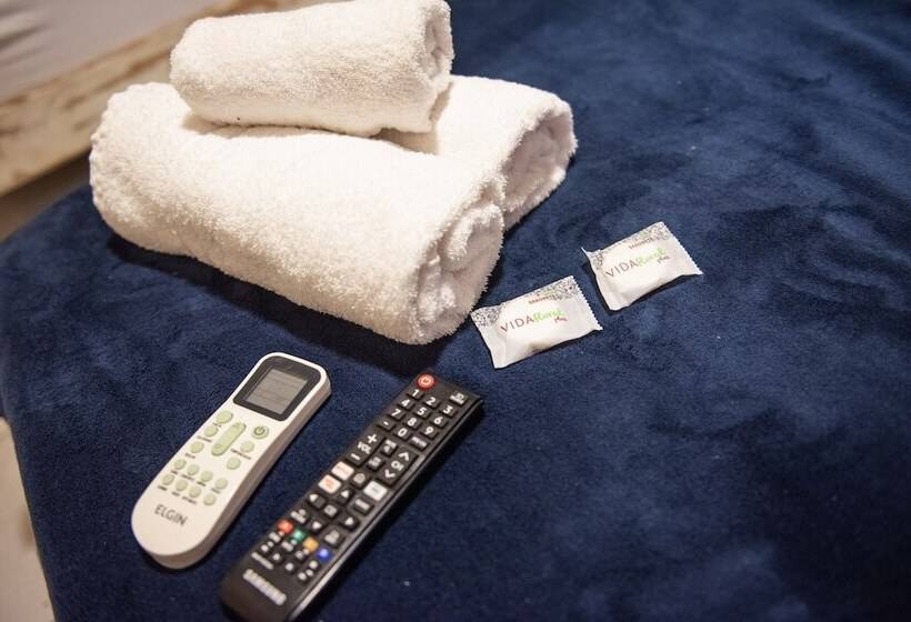 Hotel Pousada Casa Rosada Ilhabela