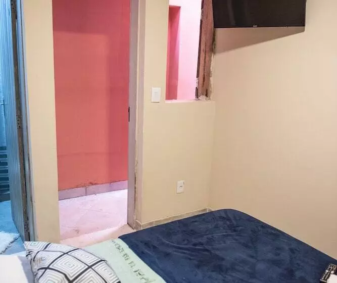 Hotelli Pousada Casa Rosada Ilhabela