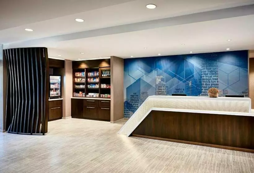 ホテル Springhill Suites By Marriott Menomonee Falls