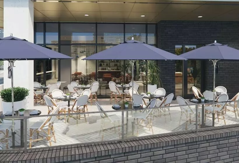 ホテル Tempo By Hilton Nashville Downtown