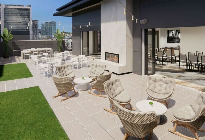 هتل Tempo By Hilton Nashville Downtown