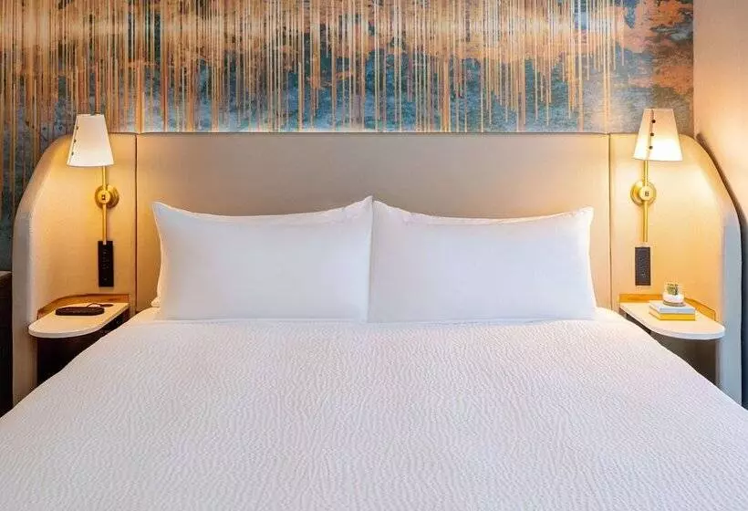 ホテル Tempo By Hilton Nashville Downtown