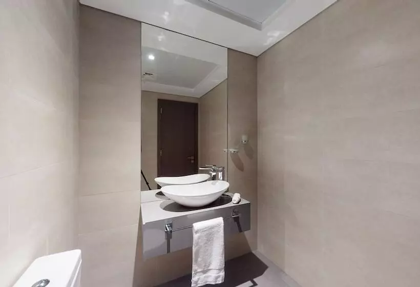 Hotelli Unlock Metropolis