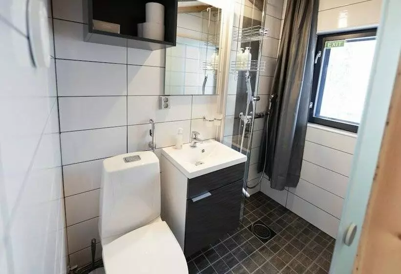 هتل Veskaranta Sky View Villas