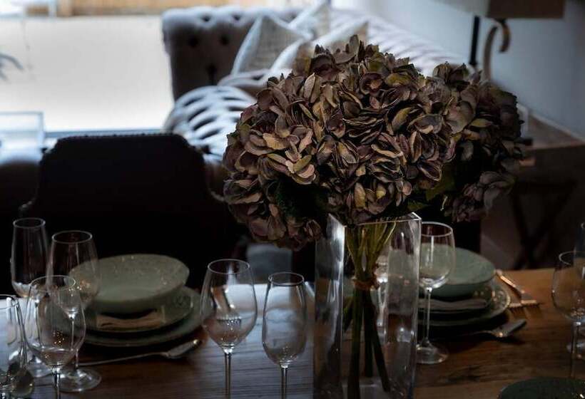 דירת נופש Contemporary Luxury Town House Cheltenham