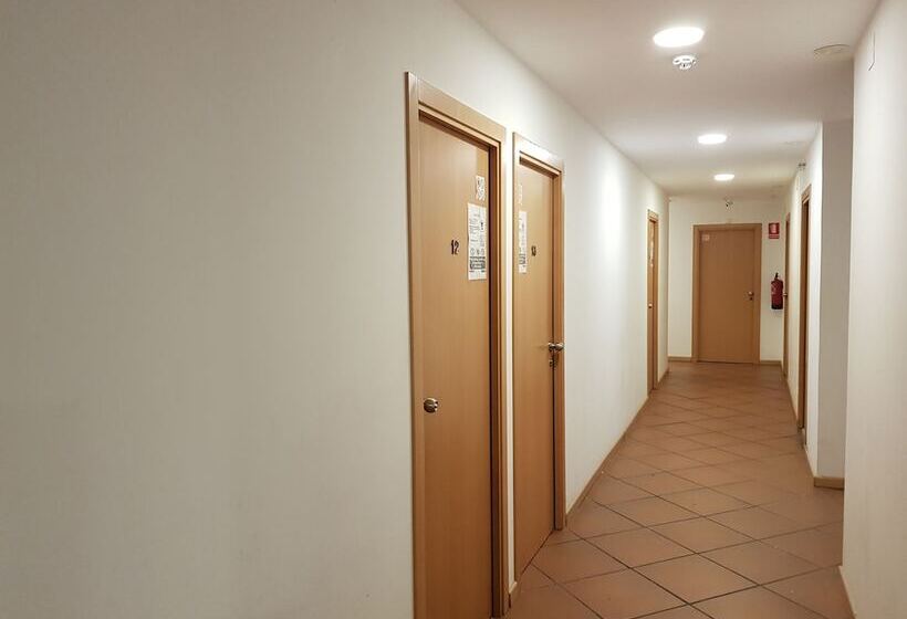 Galaxy Star Hostel Barcelona