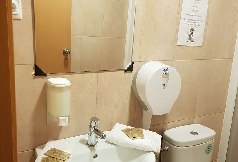 Galaxy Star Hostel Barcelona