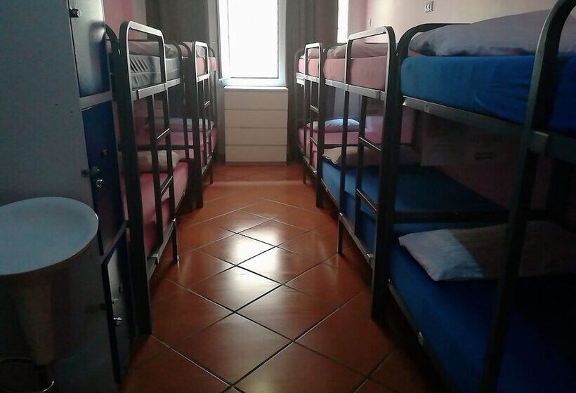 Galaxy Star Hostel Barcelona