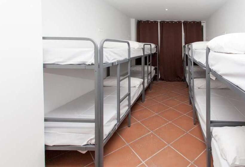 Galaxy Star Hostel Barcelona