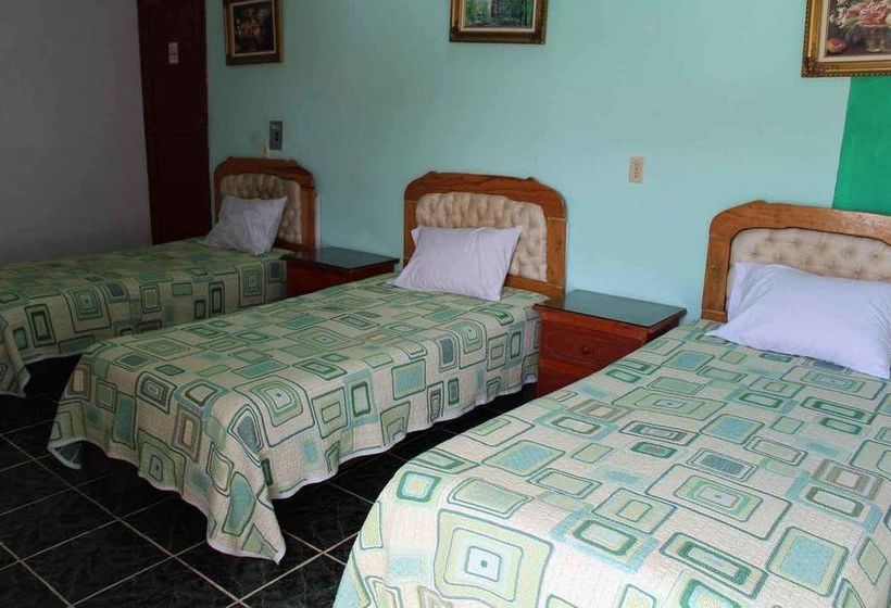 ホテル Bahia San Carlos