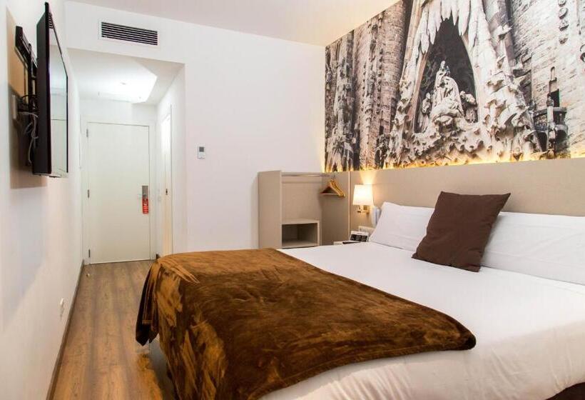 هتل Bestprice Gracia