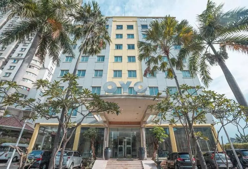 ホテル Bulevar Tanjung Duren Jakarta