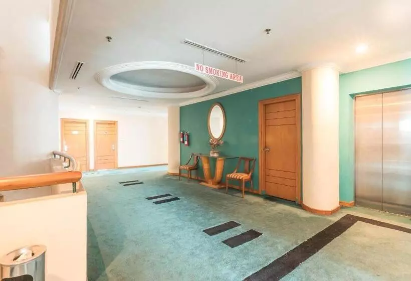 ホテル Bulevar Tanjung Duren Jakarta