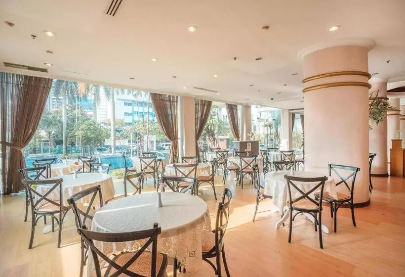 ホテル Bulevar Tanjung Duren Jakarta
