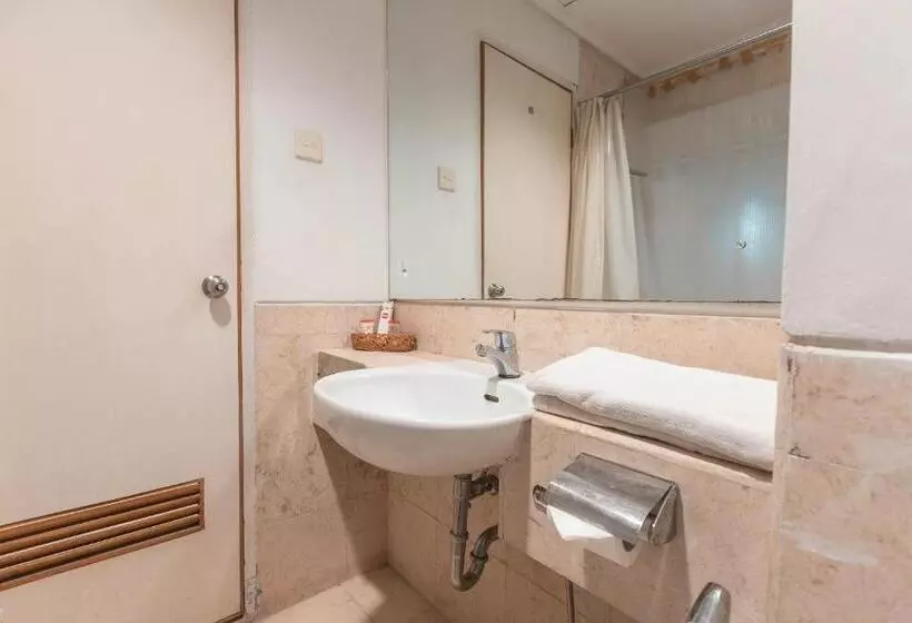 ホテル Bulevar Tanjung Duren Jakarta