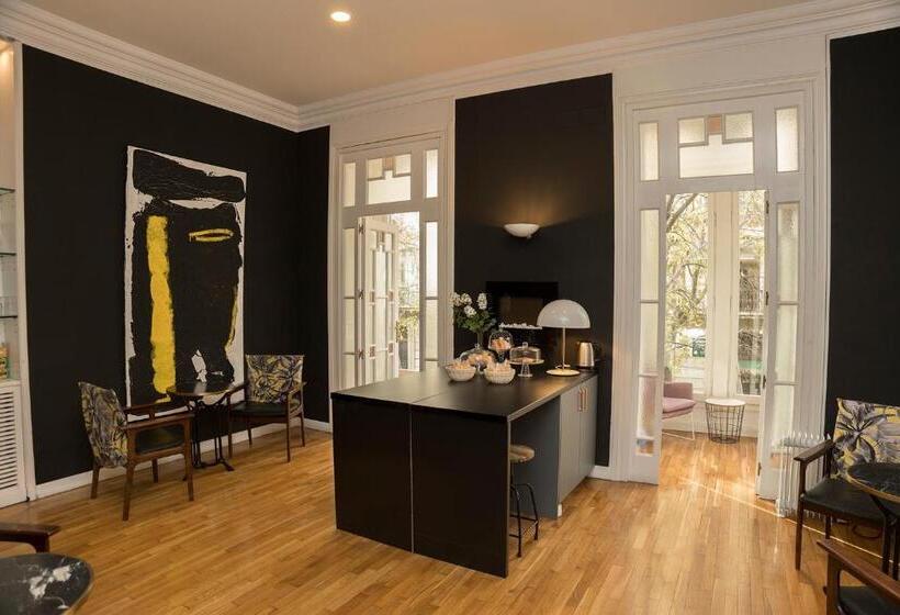 هتل Cami Gallery Barcelona