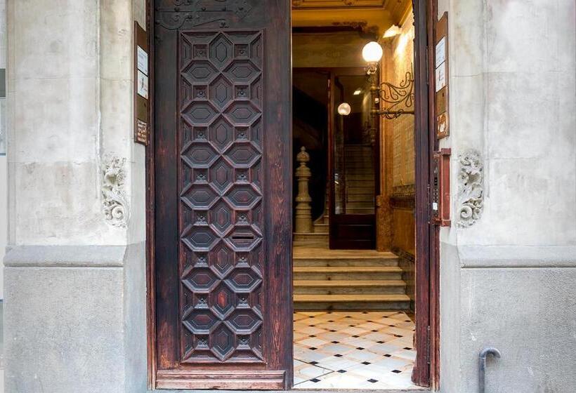 هتل Cami Gallery Barcelona