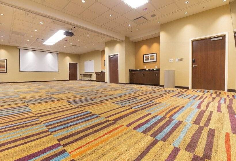 هتل Fairfield Inn & Suites By Marriott Regina