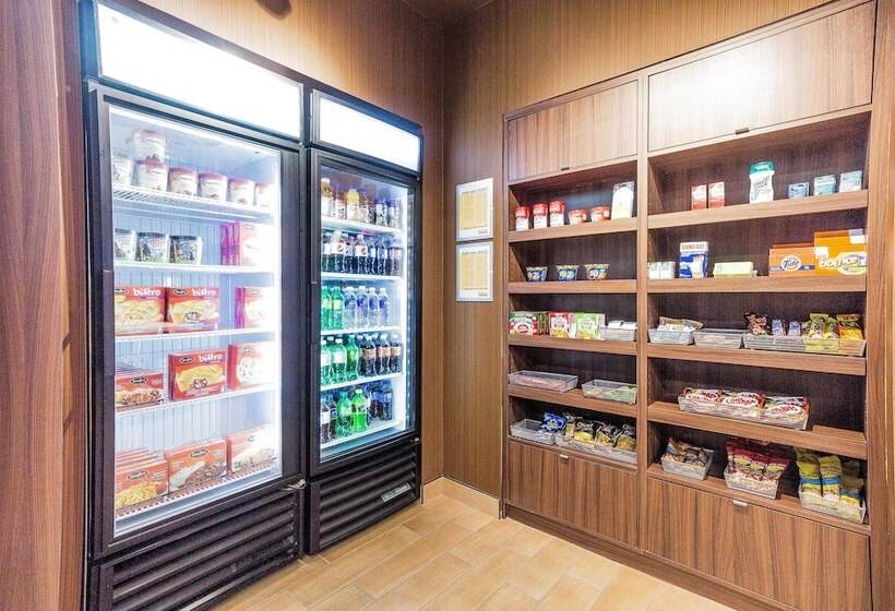 هتل Fairfield Inn & Suites By Marriott Regina