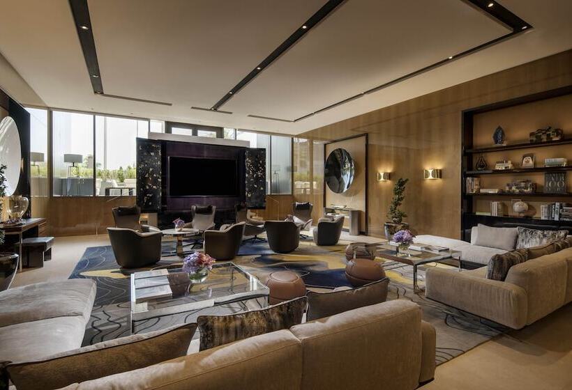 Four Seasons Hotel Dubai International Financial Centre