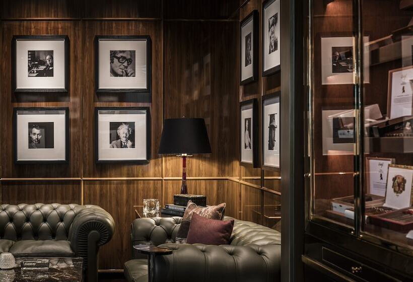 Four Seasons Hotel Dubai International Financial Centre