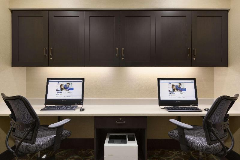 Отель Hampton Inn & Suites Niles/warren