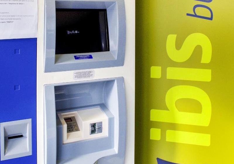 酒店 Ibis Budget Versailles Coignieres