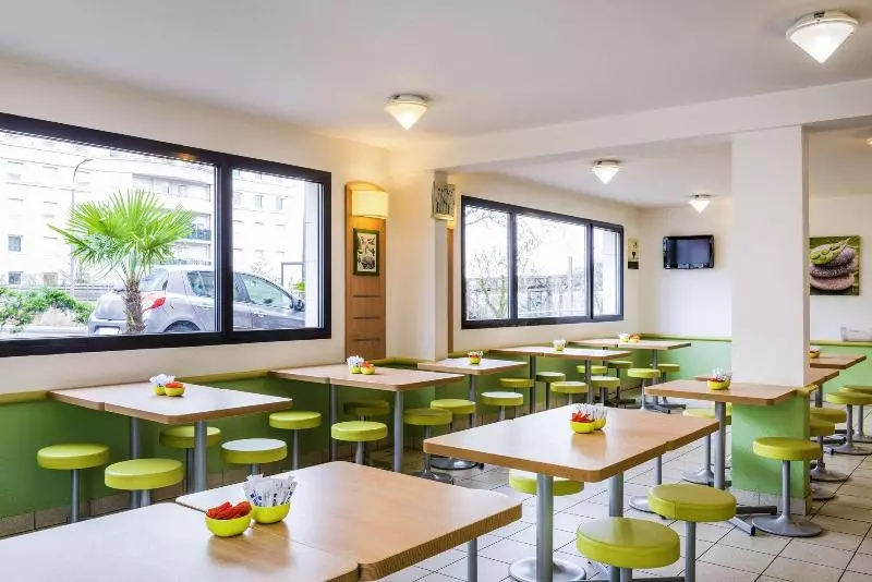 ホテル Ibis Budget Versailles Coignieres