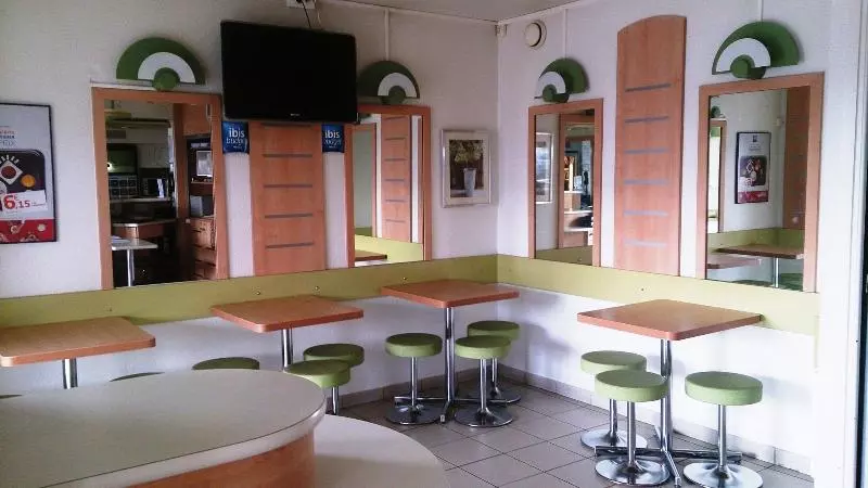ホテル Ibis Budget Versailles Trappes