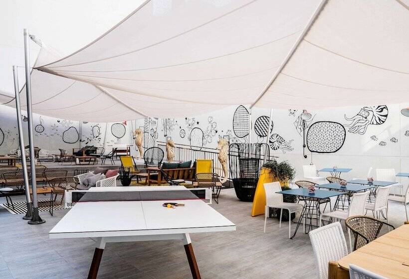 هتل Ibis Styles Barcelona City Bogatell