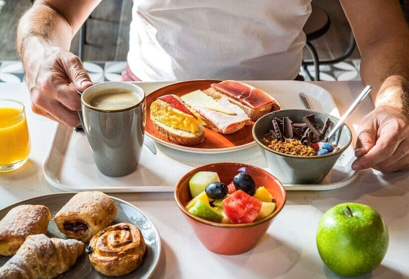 هتل Ibis Styles Barcelona City Bogatell