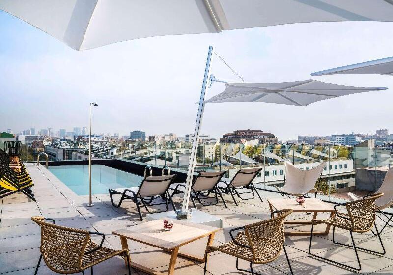 هتل Ibis Styles Barcelona City Bogatell