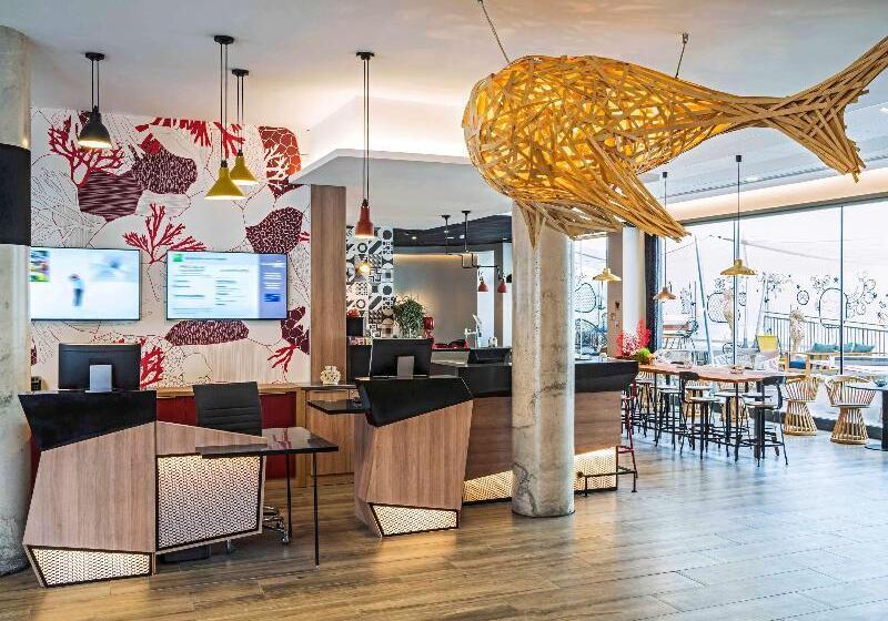 هتل Ibis Styles Barcelona City Bogatell