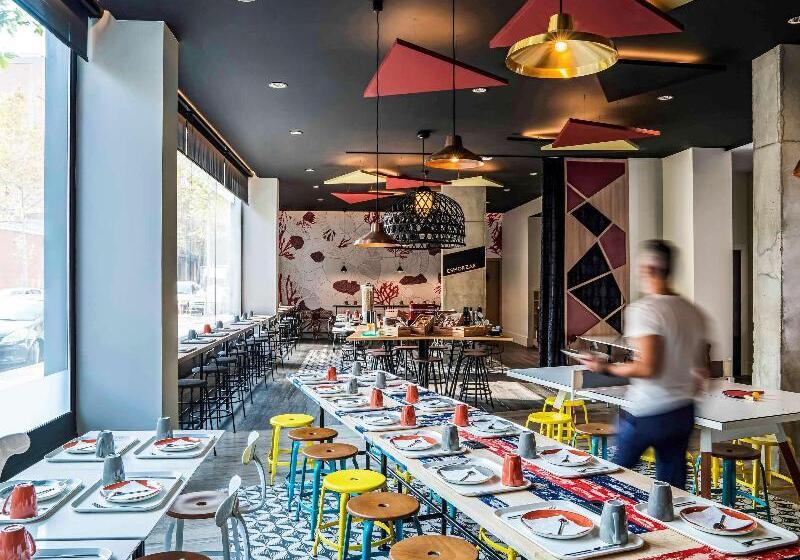 هتل Ibis Styles Barcelona City Bogatell