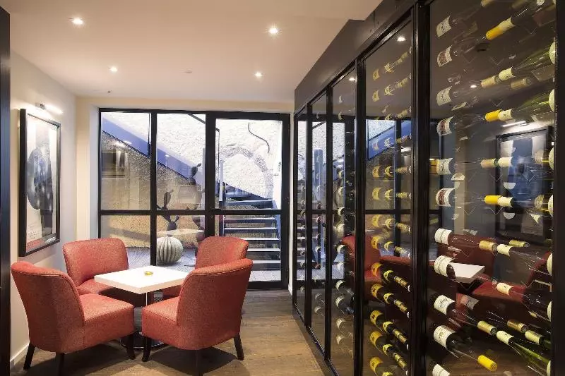 ホテル Le Colombier Suites