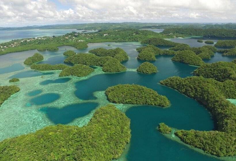 هتل Palau Plantation Resort