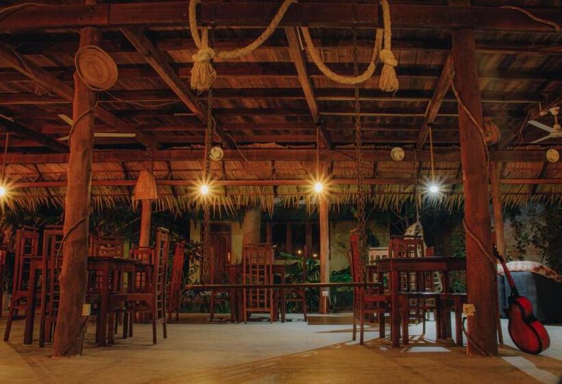 فندق Shell Resort