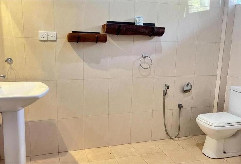 فندق Shell Resort