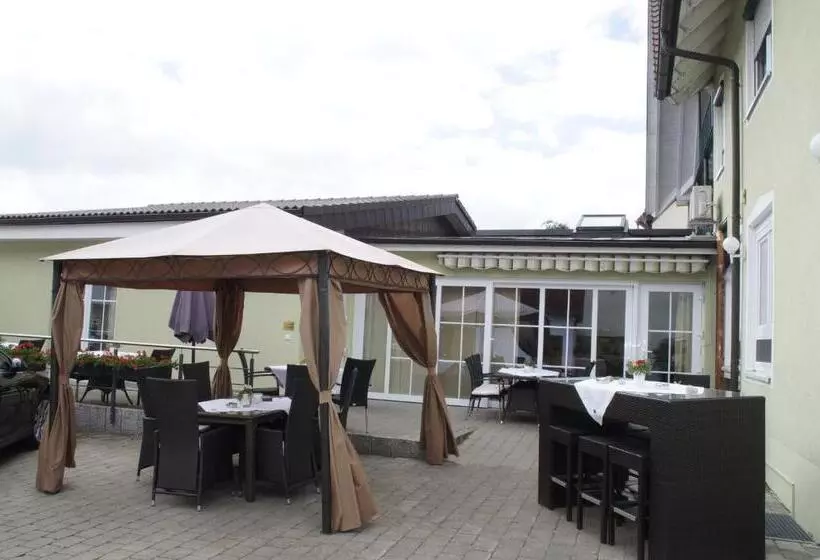ホテル Sonnenhalde Landgasthof Bieg