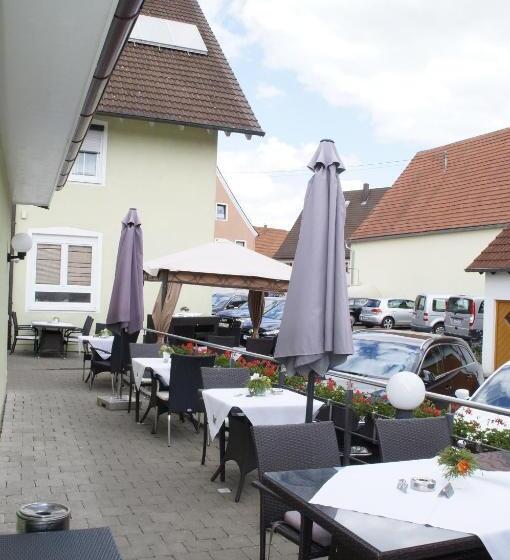 ホテル Sonnenhalde Landgasthof Bieg