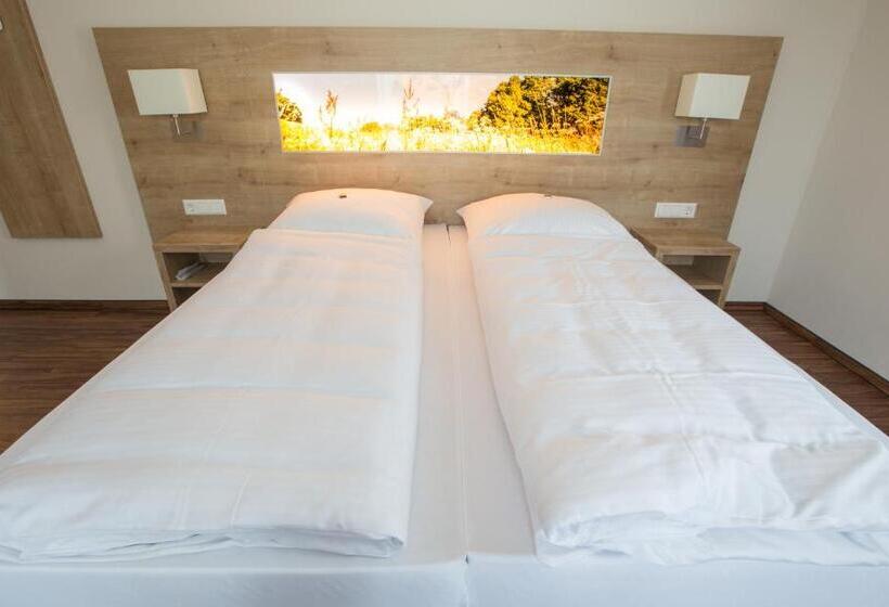 ホテル Sonnenhalde Landgasthof Bieg