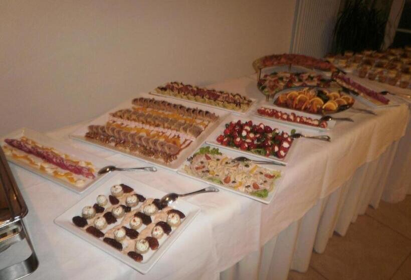 ホテル Sonnenhalde Landgasthof Bieg