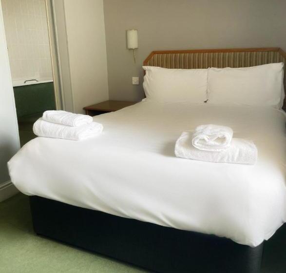 בית מלון כפרי The Grand