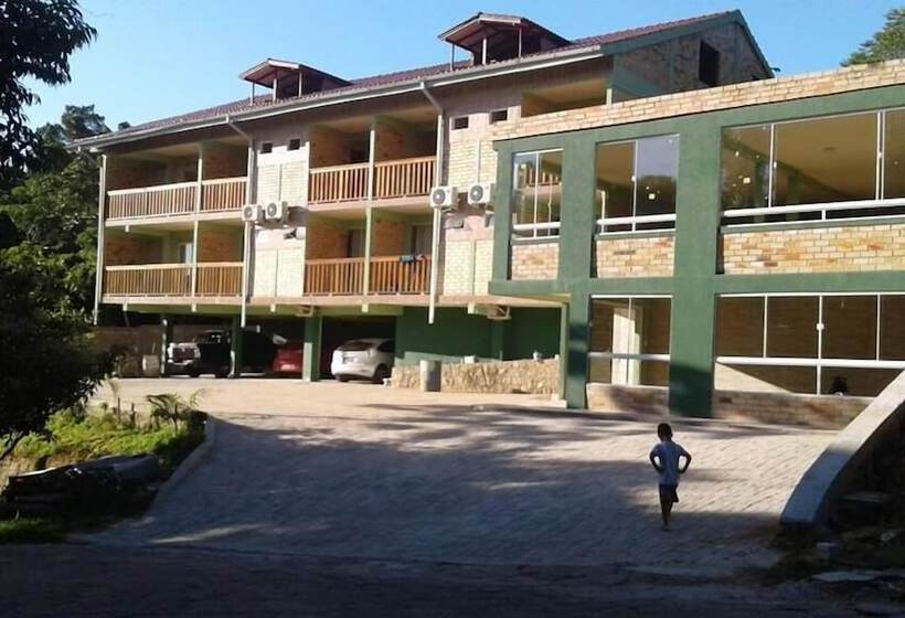 פנסיון Pousada Dona Francisca