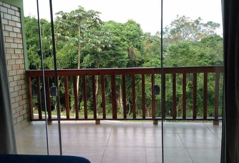 פנסיון Pousada Dona Francisca