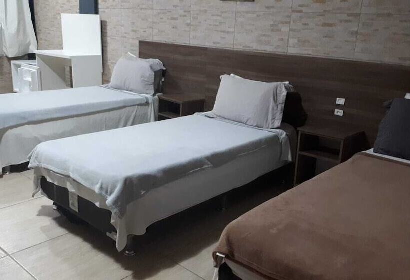 פנסיון Pousada Dona Francisca