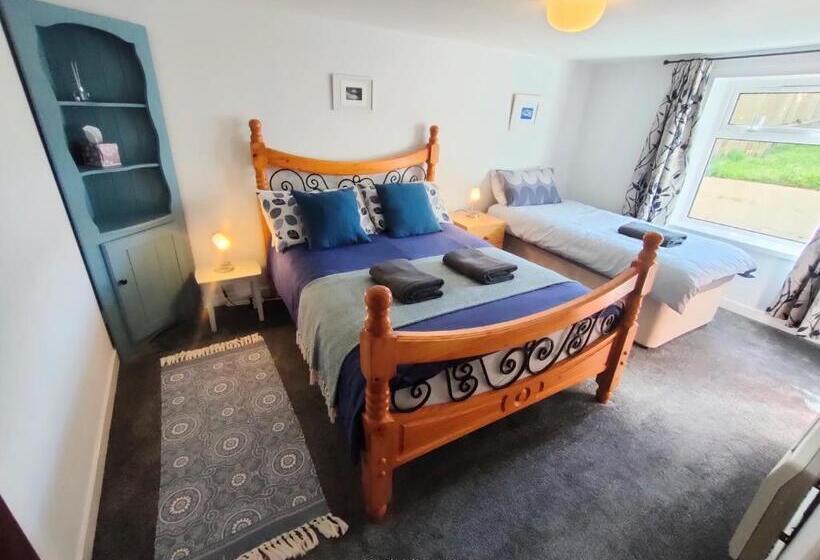 Stromness Apartments