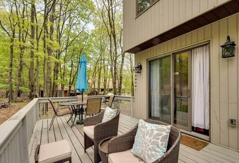 Albrightsville Family Hideaway W/ Private Hot Tub!